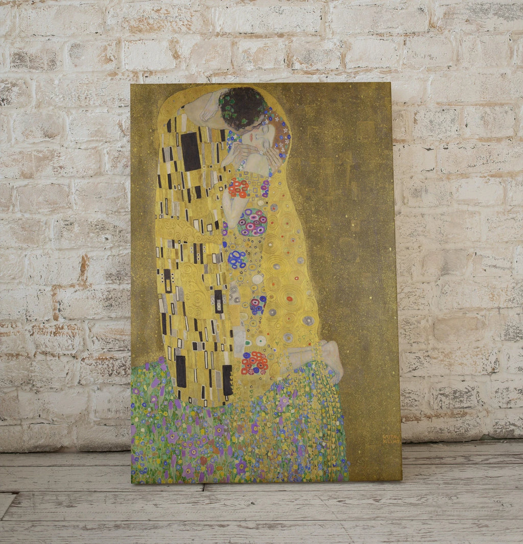 Detail view of artwork from Gustav Klimt "The Kiss" Famous Painting Printable Wall Art. Instant Download Gustav Klimt Print. Vintage Romantic Poster. Art Nouveau Print. (variation 1)