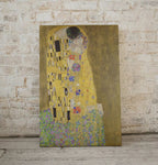 Gustav Klimt "The Kiss" Famous Painting Printable Wall Art. Instant Download Gustav Klimt Print. Vintage Romantic Poster. Art Nouveau Print – Printable Wall Art