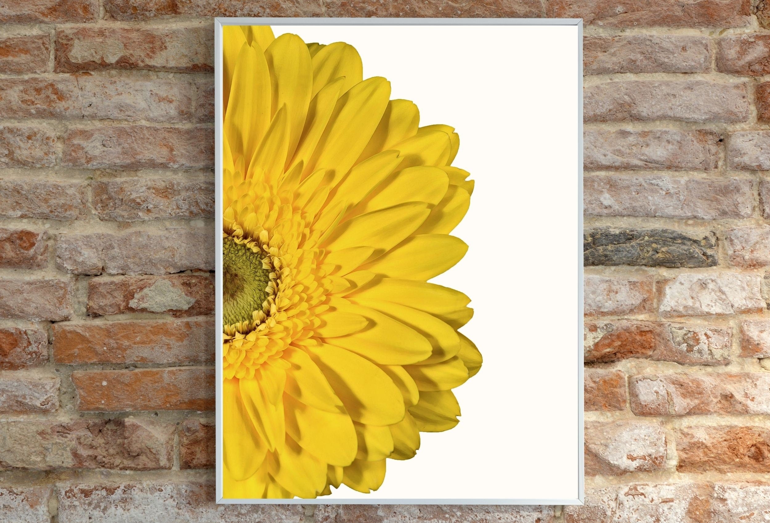 Yellow Gerbera Daisy Painting Printable Wall Art, Daisy Flower Print, Floral Instant Digital Download Minimalist Botanical Decor