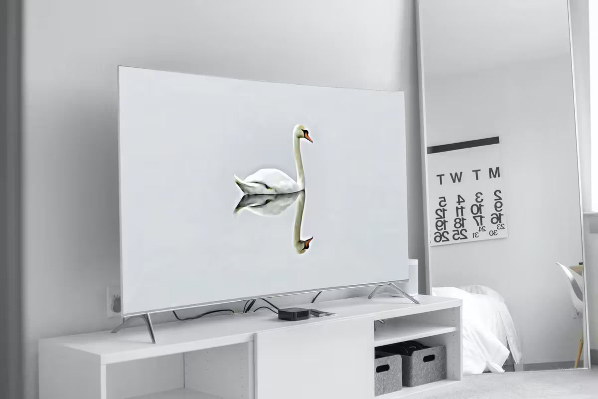 Swan in Clear Waters Frame TV Art, , Digital Art for Tv Swan Decor, White Frame TV Art, Swan Painting – Frame TV  Art